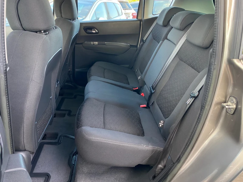 Peugeot 3008 1.6 HDI FACELIFT АВТОМАТ 132.000 КМ, снимка 14 - Автомобили и джипове - 50367362
