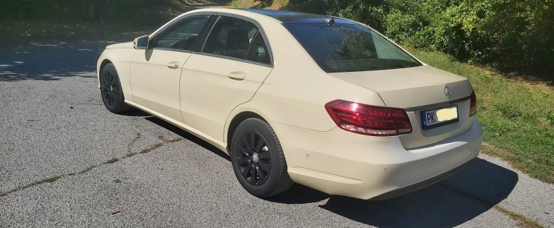 Mercedes-Benz E 200 BLUETEC, снимка 4 - Автомобили и джипове - 52475776