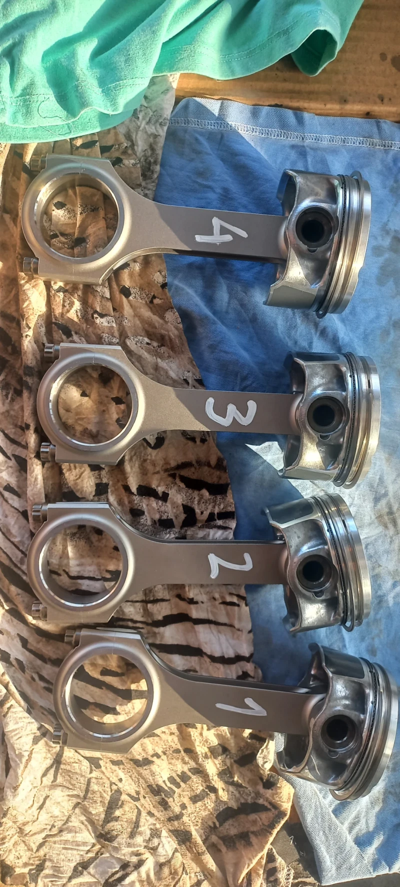 Audi A4 RS4 pack, снимка 11 - Автомобили и джипове - 51586015