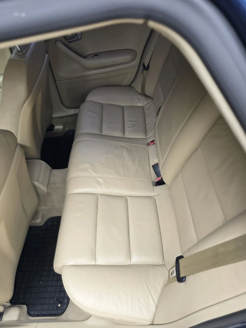 Audi A4 B7 2.0TDI, снимка 8 - Автомобили и джипове - 52460487