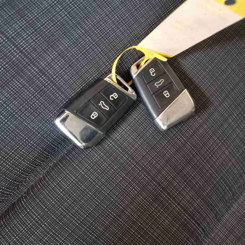 VW Passat R-Line, снимка 15 - Автомобили и джипове - 52405132