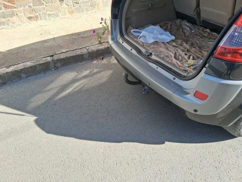 Renault Scenic, снимка 13 - Автомобили и джипове - 52456214