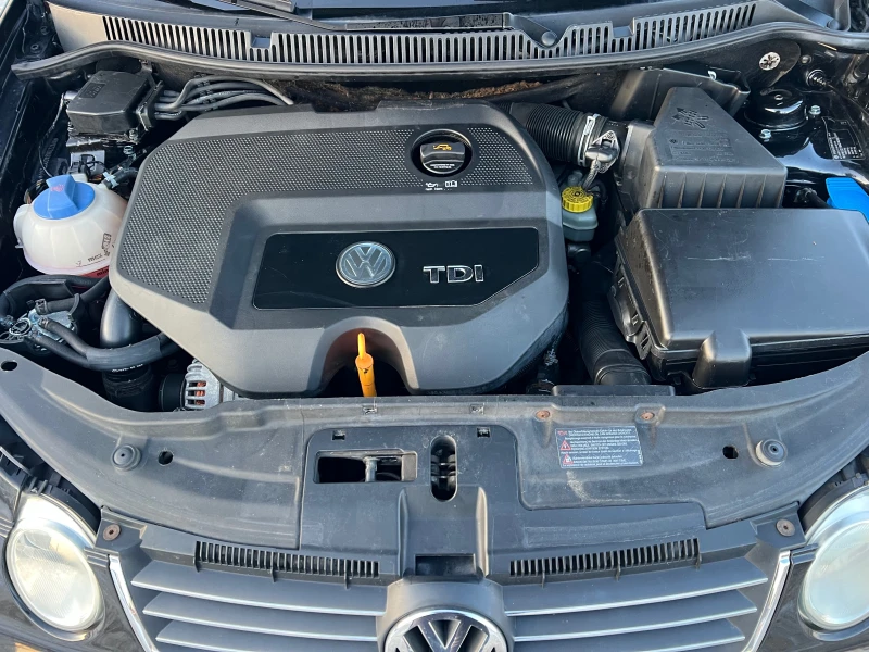 VW Polo 1.9TDI-125p.s/Navi-Klima/5 vrati, снимка 15 - Автомобили и джипове - 53205808