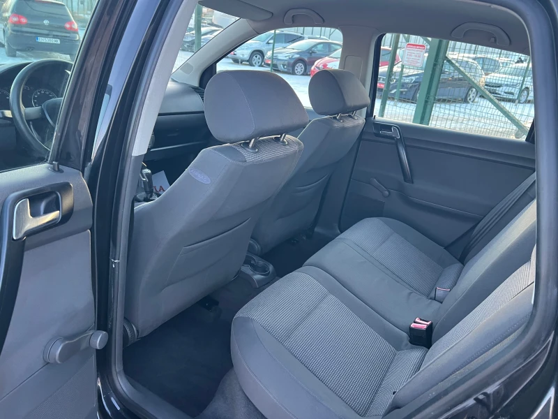 VW Polo 1.9TDI-125p.s/Navi-Klima/5 vrati, снимка 10 - Автомобили и джипове - 53205808