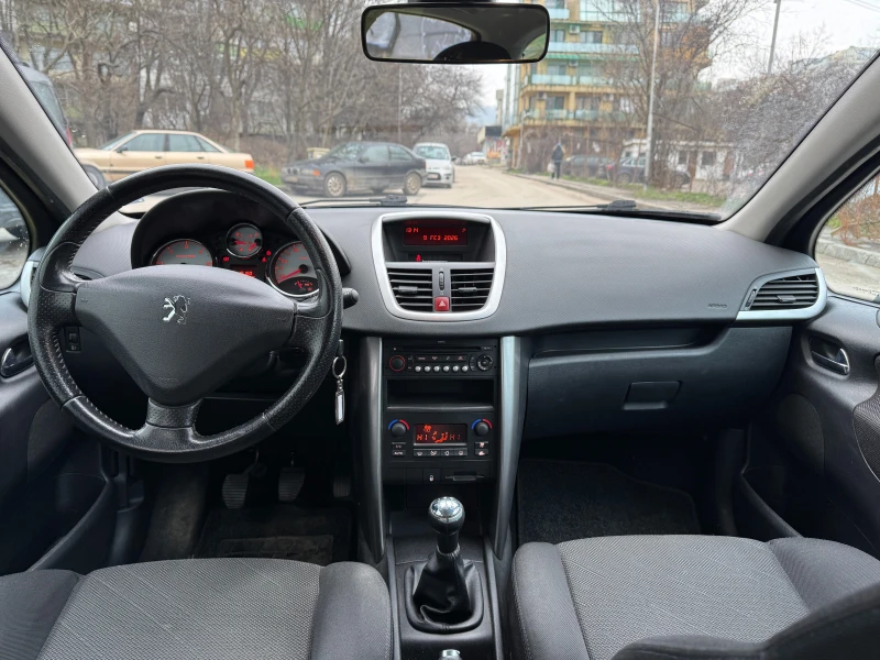Peugeot 207 1.6 HDI, снимка 9 - Автомобили и джипове - 53414909