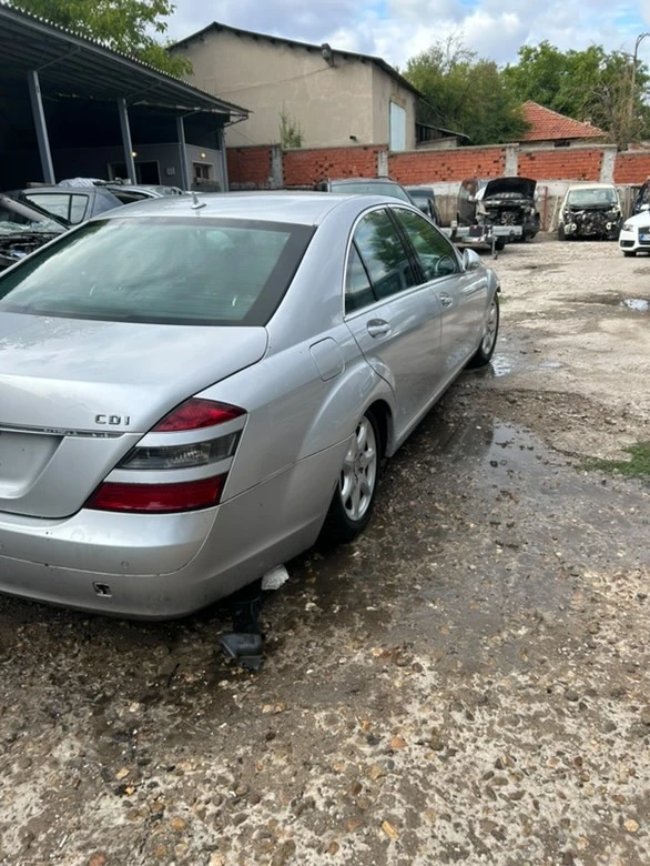 Mercedes-Benz S 320  - изображение 4