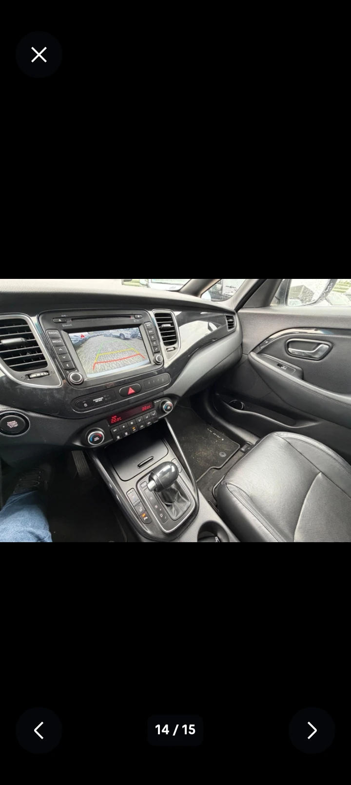 Kia Carens 2.0i-166 КС НАВИ, КОЖА, ПАНОРАМА, АВТОМАТИК, снимка 9 - Автомобили и джипове - 53838640