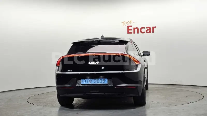 Kia EV6, снимка 5 - Автомобили и джипове - 54451428