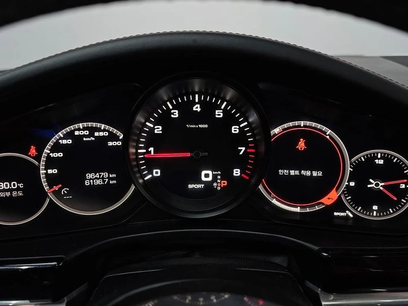 Porsche Panamera 3.0 AWD| 330к.с.| ВКЛ.ТЕХНОТЕСТ, снимка 8 - Автомобили и джипове - 55197704