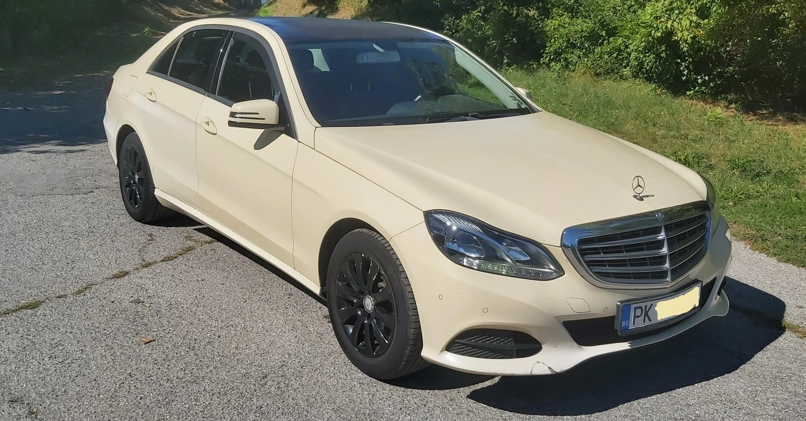 Mercedes-Benz E 200 BLUETEC, снимка 1