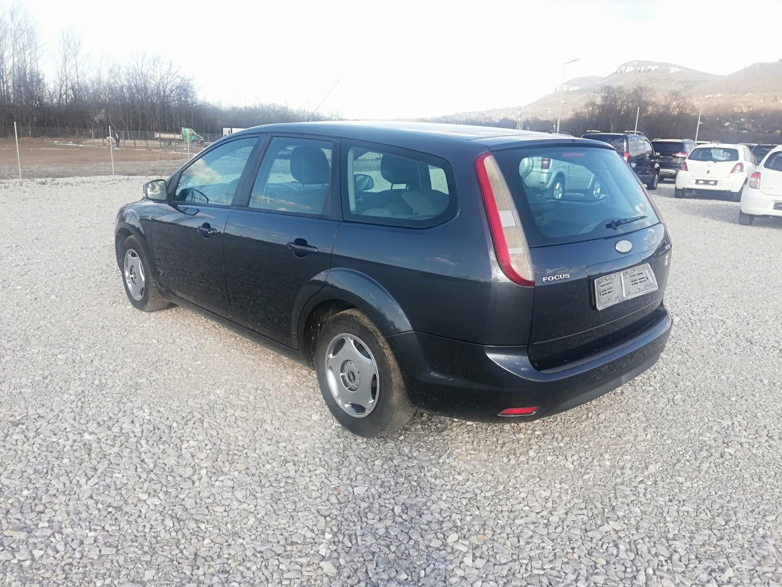 Ford Focus 1.6tdci kli IT - изображение 4