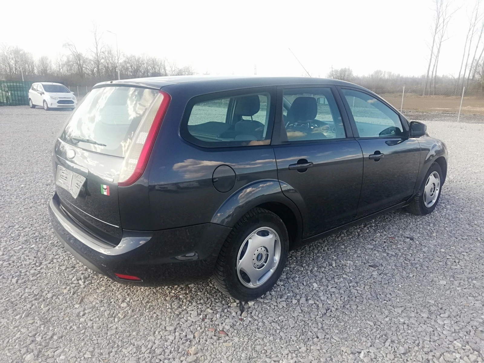 Ford Focus 1.6tdci kli IT - изображение 6