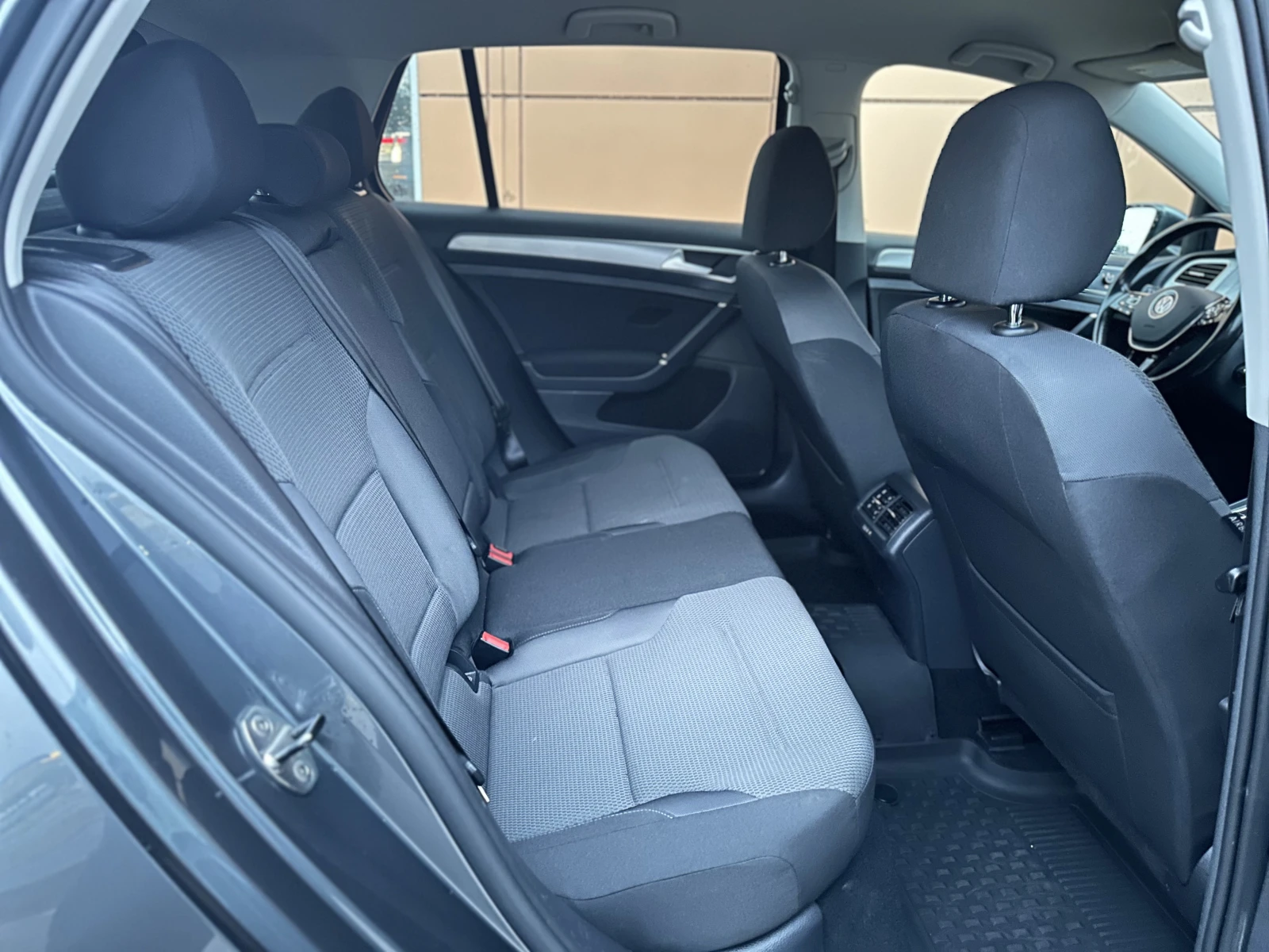 VW Golf 2.0 TDI | Mobile.bg � ����������� 11