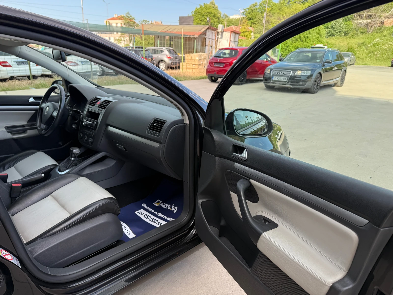 VW Golf Автомат/Кожа/1.9 ТДИ - изображение 10