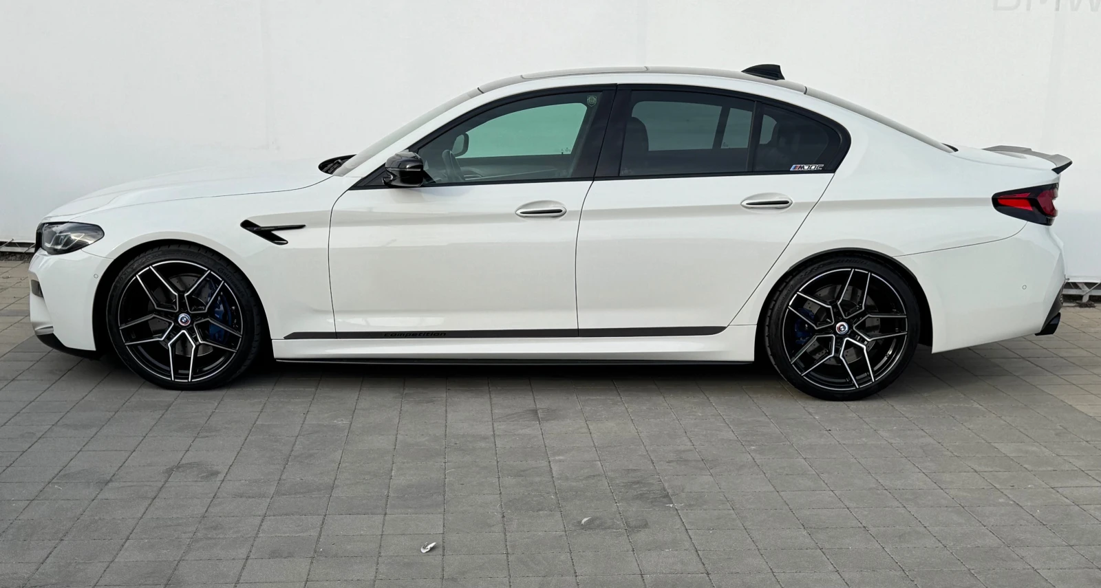 BMW 550 M550 M5 competition Facelift 2022 - изображение 5
