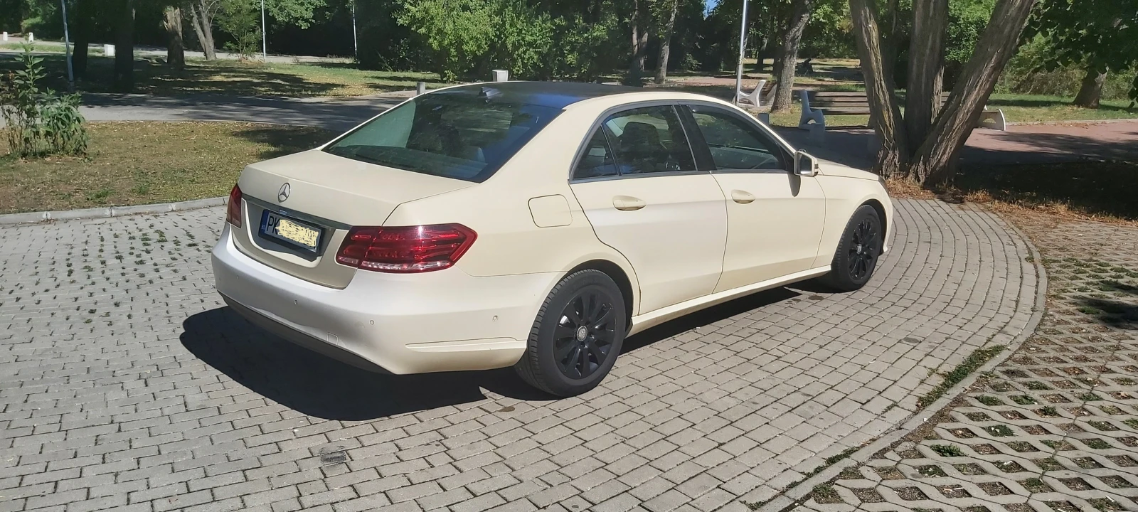 Mercedes-Benz E 200 BLUETEC - изображение 6