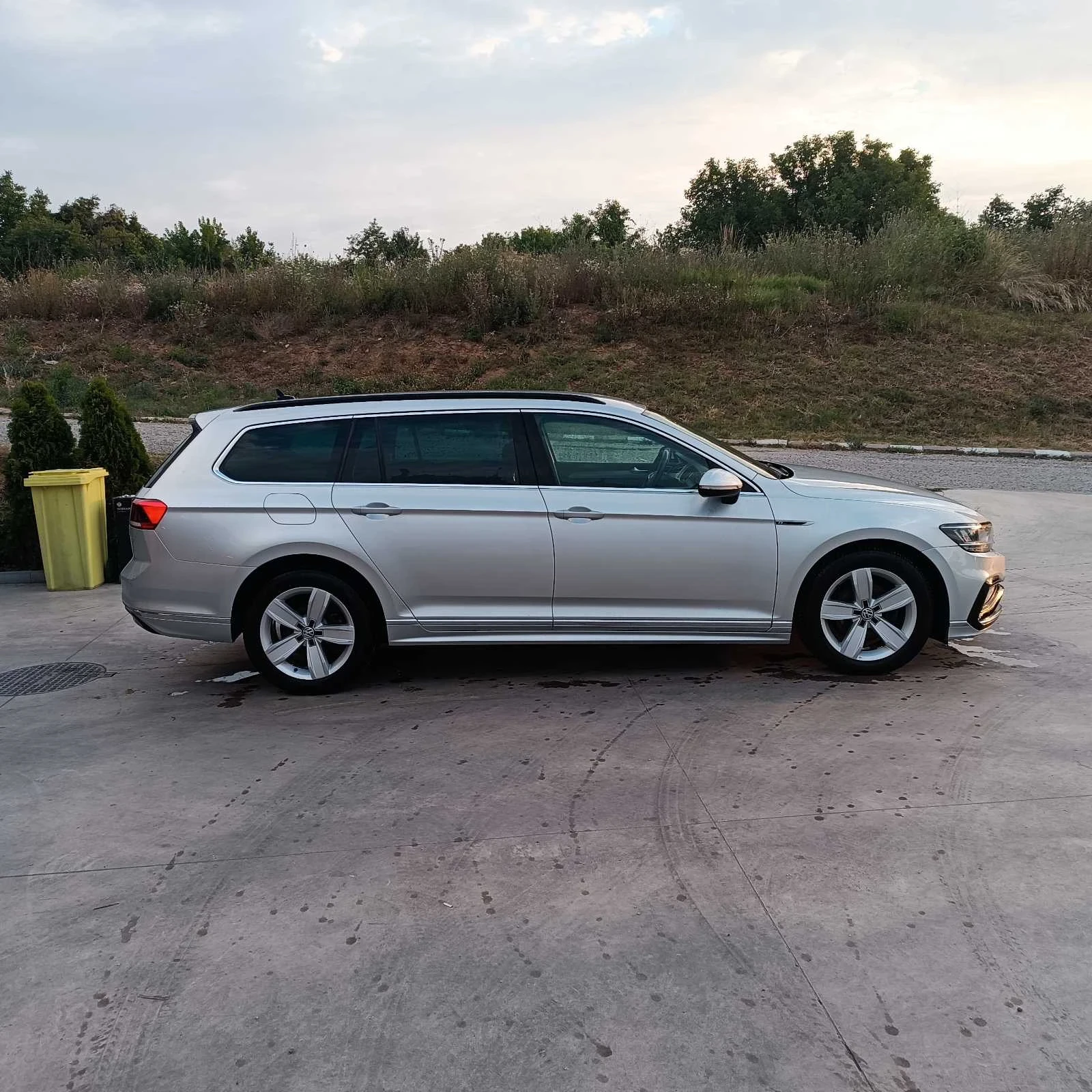 VW Passat R-Line | Mobile.bg   4