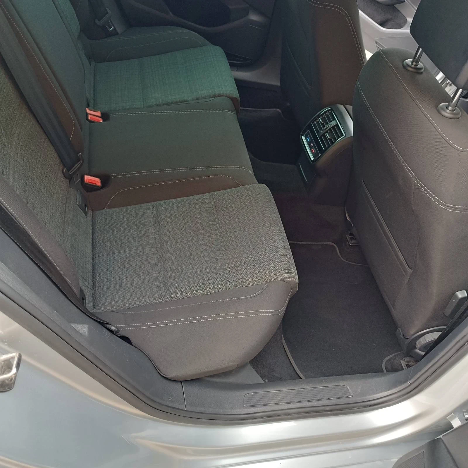 VW Passat R-Line | Mobile.bg   10