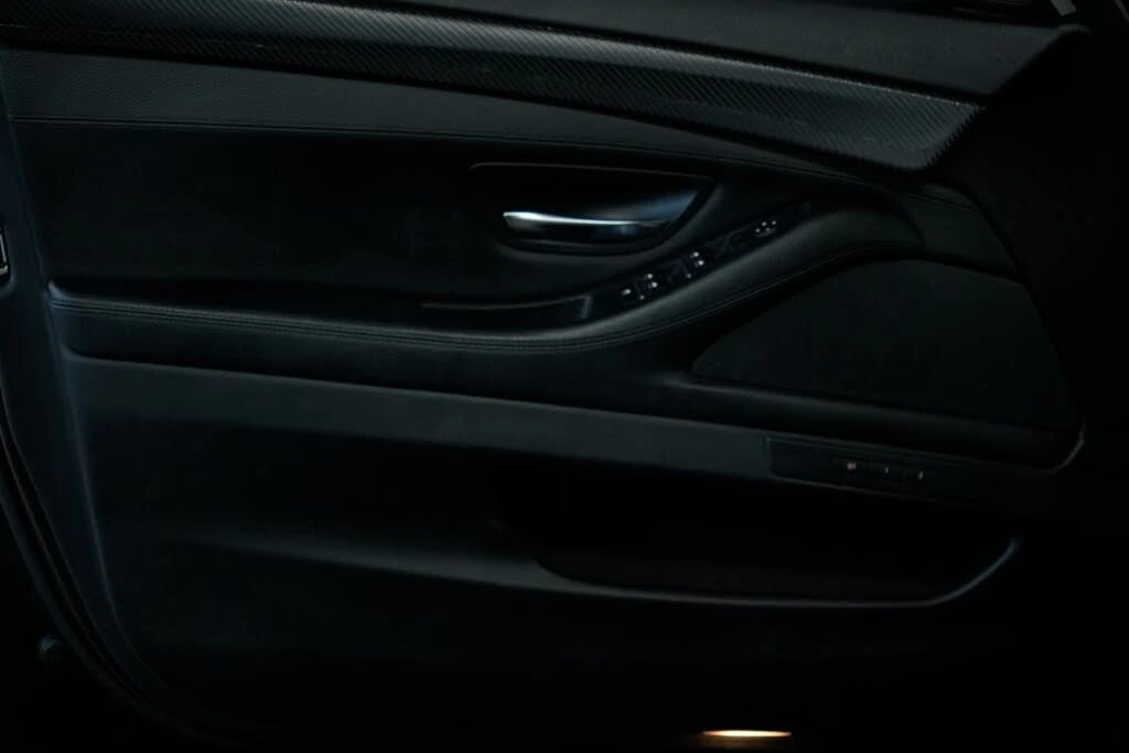 BMW 528 2016 BMW 5 Series 528i xDrive Sedan AWD - изображение 6