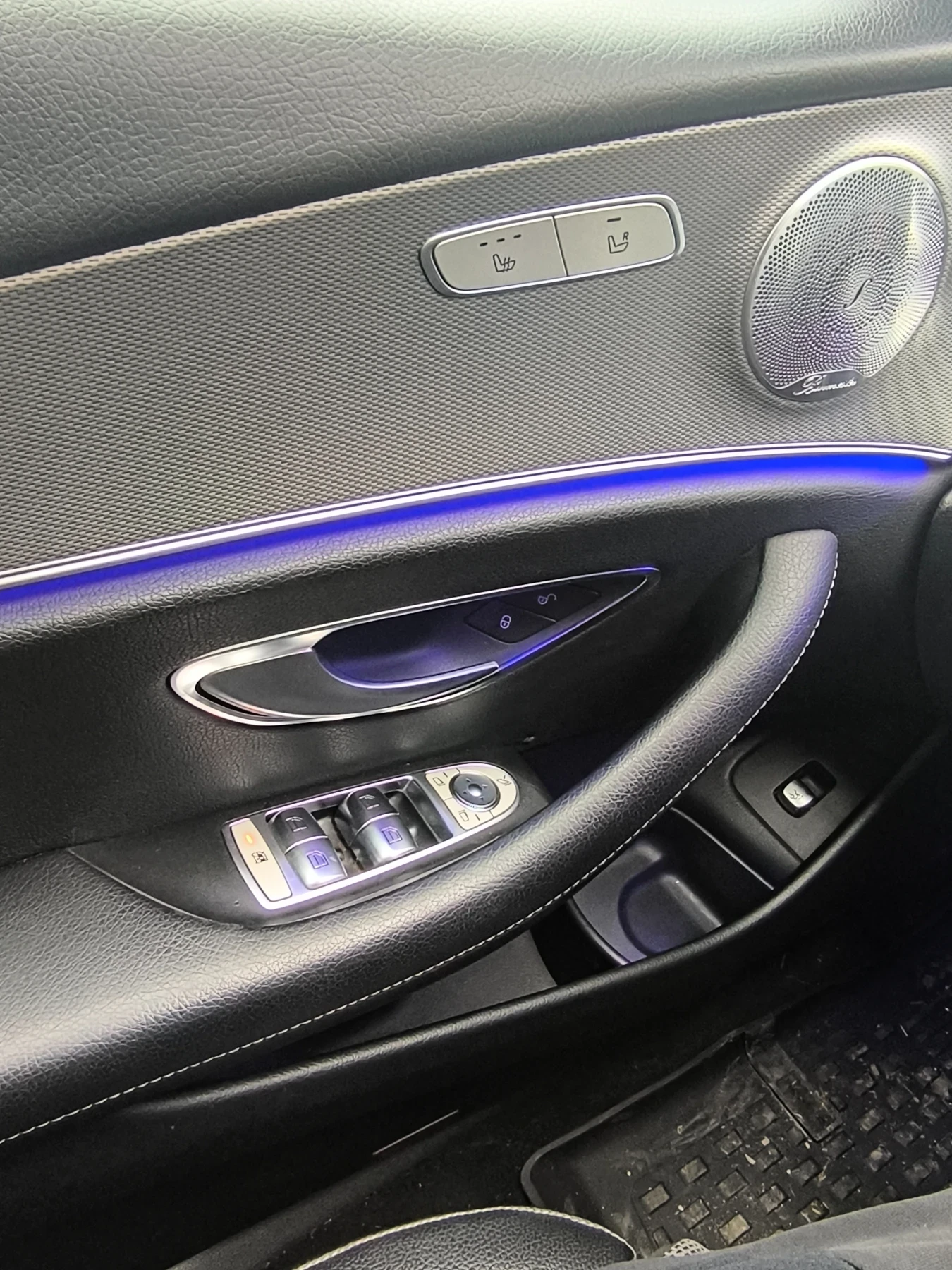 Mercedes-Benz E 220 AllTerrain - изображение 6