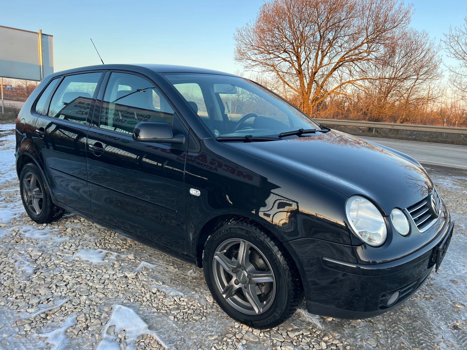 VW Polo 1.9TDI-125p.s/Navi-Klima/5 vrati | Mobile.bg � ����������� 2