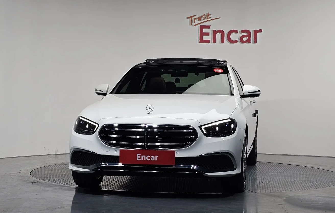 Mercedes-Benz E 250 ХЕДЪП* ДИСПЛЕЙ* 360КАМЕРА* ПОДГРЕВ* КЕЙЛЕС*  - изображение 3