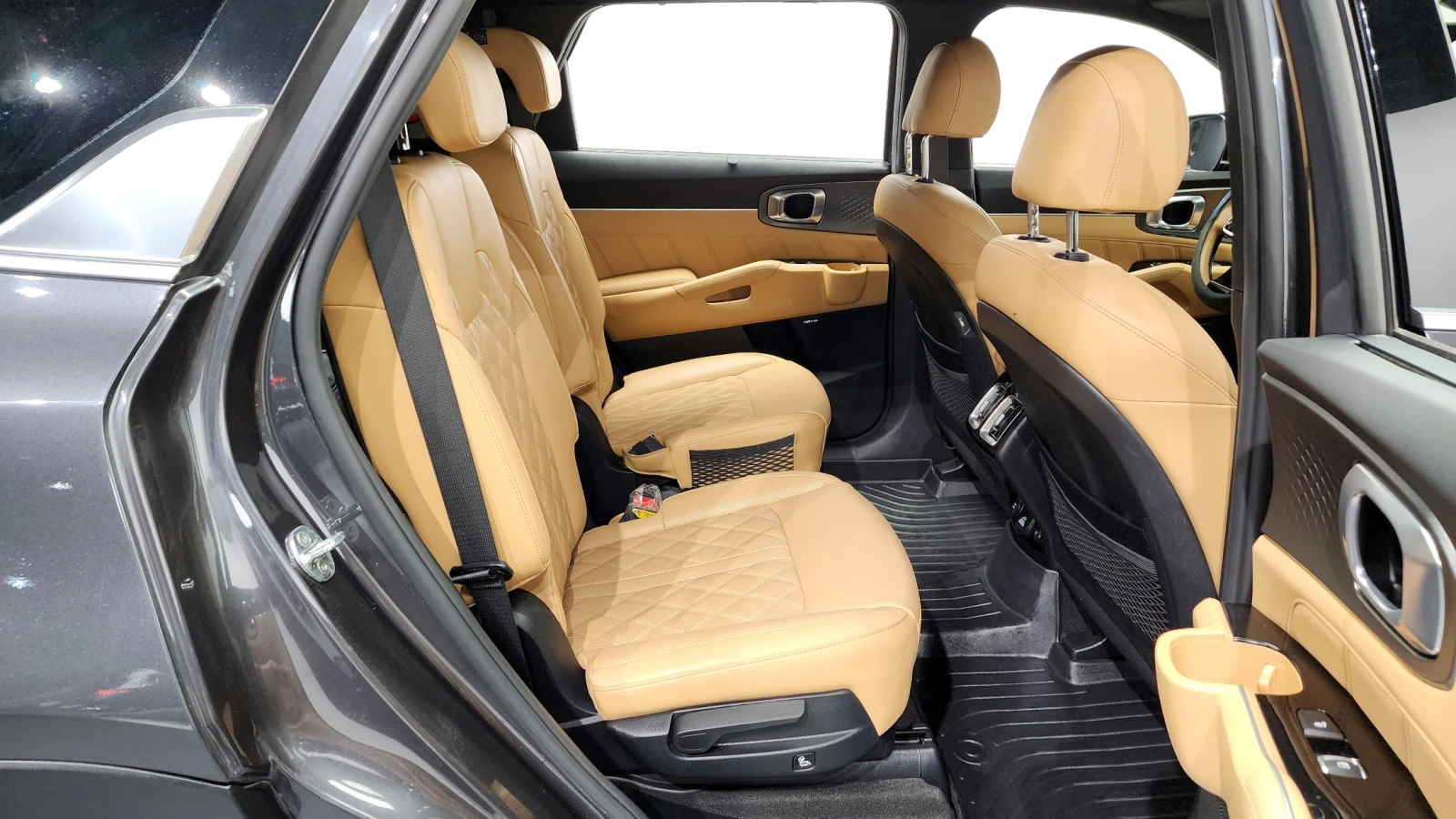 Kia Stinger 2.2 4WD Signature autogeorge.com, снимка 11 - Автомобили и джипове - 53718761