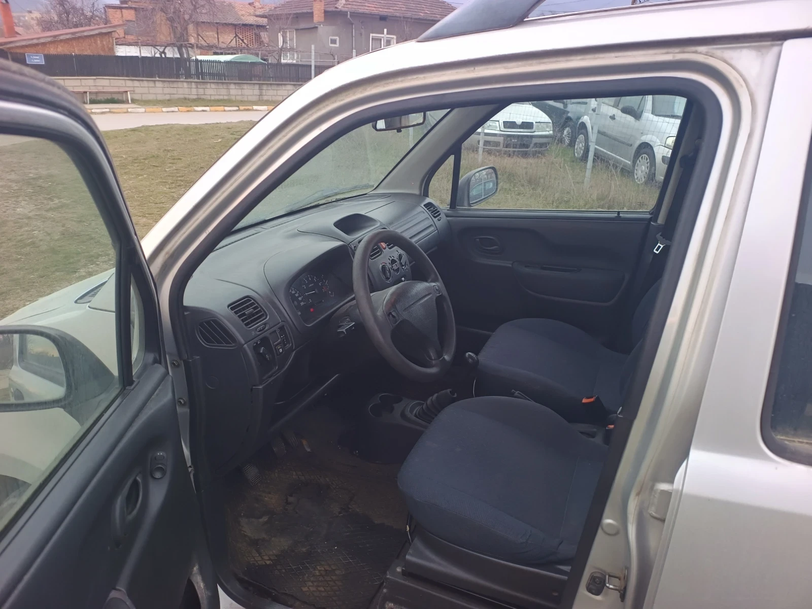 Suzuki Wagon r 1.3I/Климатик , снимка 13 - Автомобили и джипове - 53888048