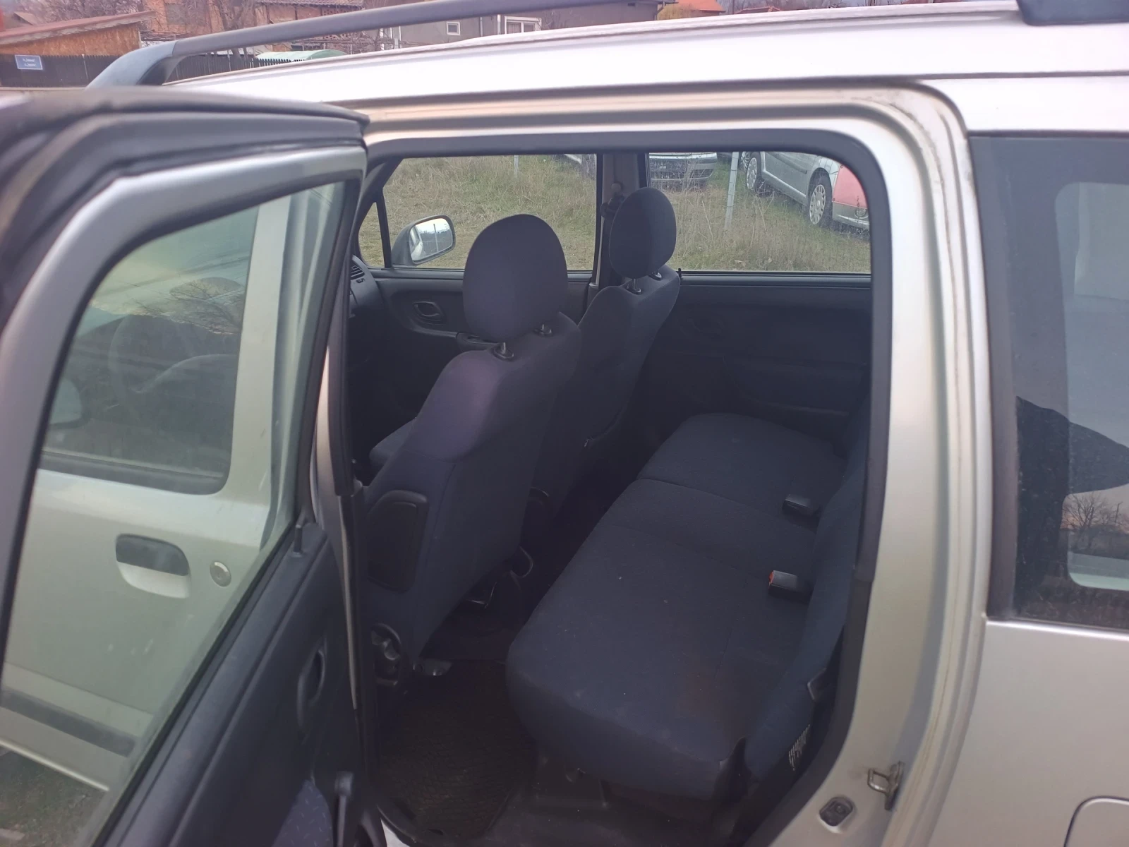 Suzuki Wagon r 1.3I/Климатик , снимка 15 - Автомобили и джипове - 53888048