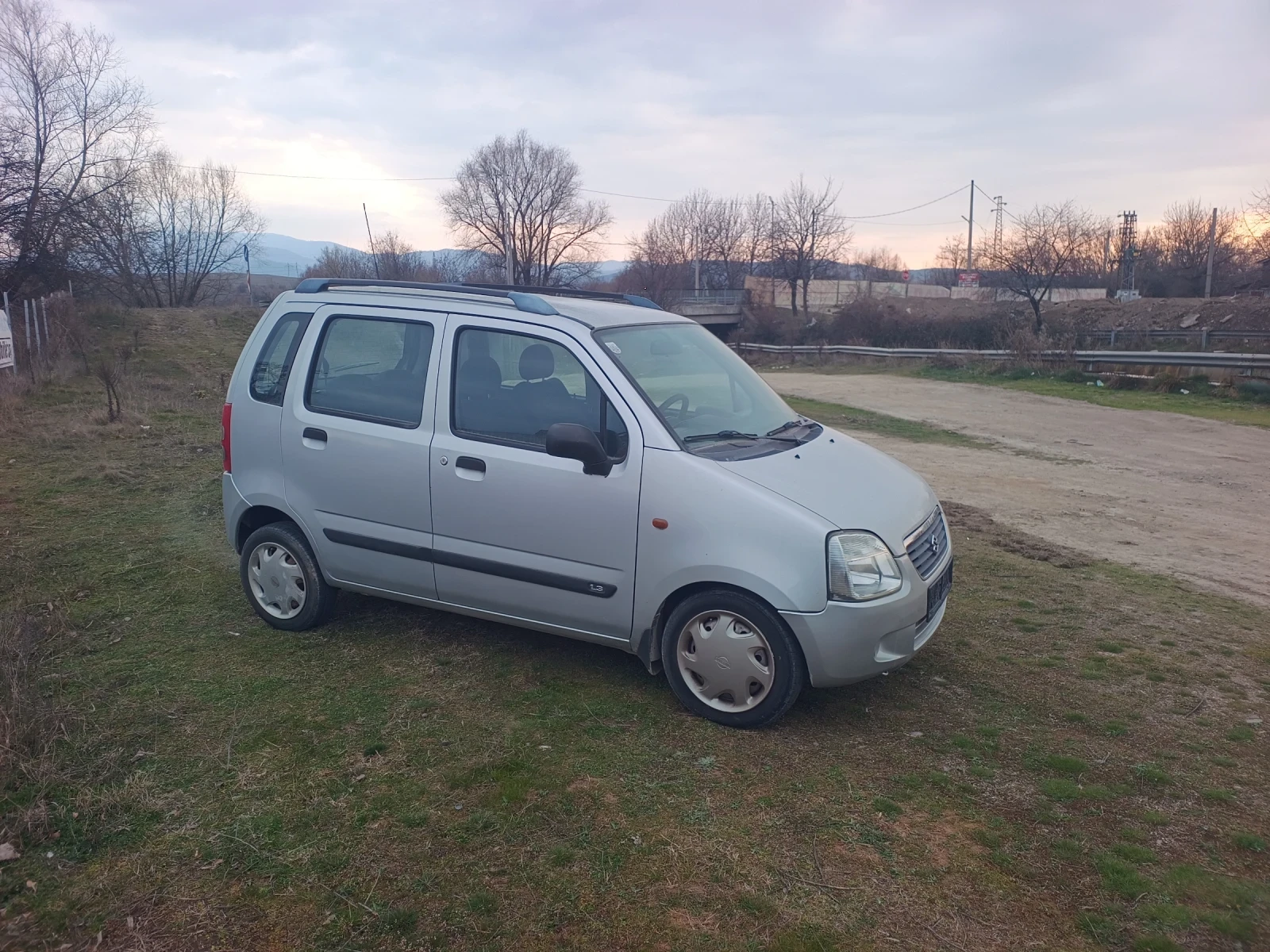 Suzuki Wagon r 1.3I/Климатик , снимка 7 - Автомобили и джипове - 53888048