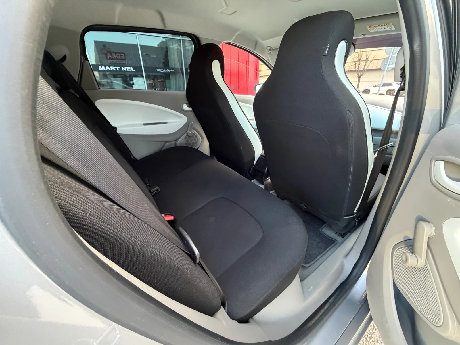 Renault Zoe 24.4kWh* БАРТЕР, снимка 17 - Автомобили и джипове - 54083365