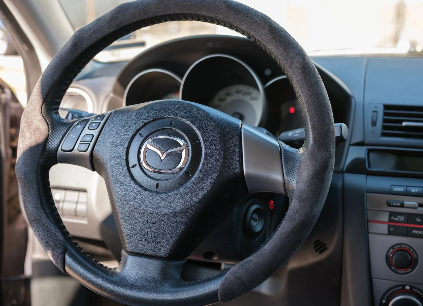 Mazda 3 BK, снимка 13 - Автомобили и джипове - 54156552