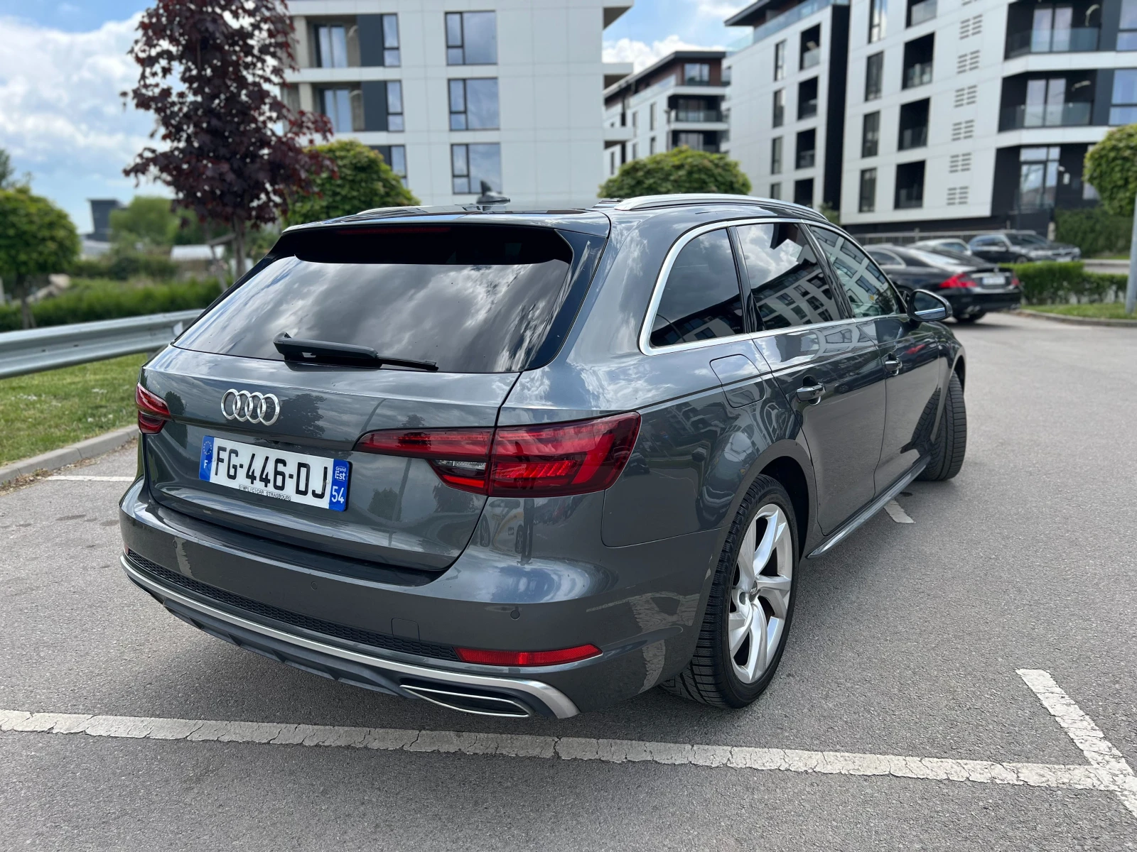 Audi A4 40TDI S-Line/История/Панорама/Virtual Cockpit, снимка 5 - Автомобили и джипове - 54584195