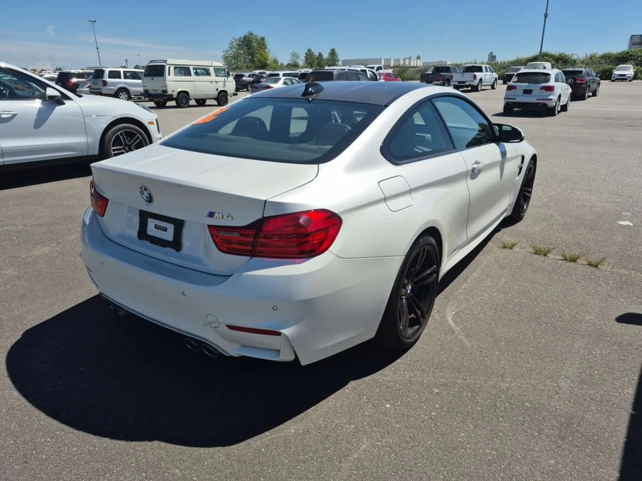 BMW M4 H/K| CARBON| HUD| 2 KЛЮЧА| , снимка 3 - Автомобили и джипове - 54766263
