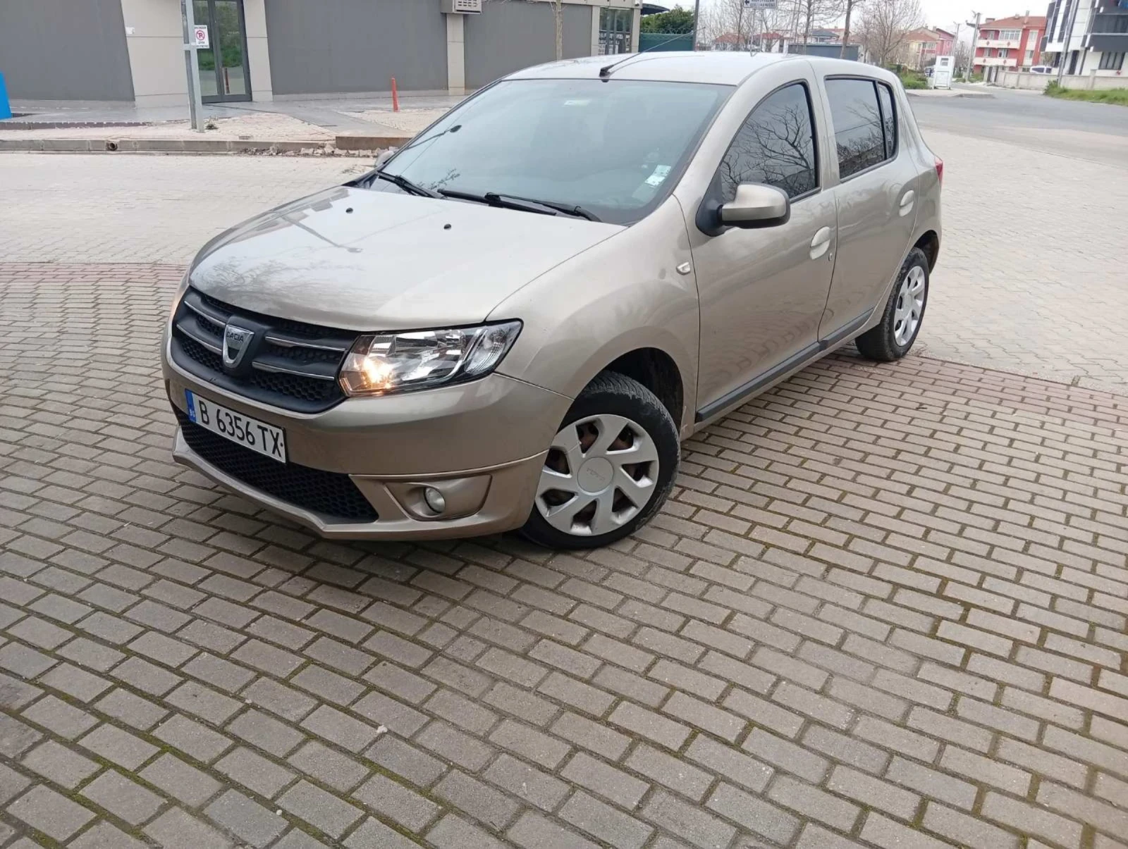 Dacia Sandero 1.5 dCi 90 к.с. Спешно, снимка 7 - Автомобили и джипове - 54798074