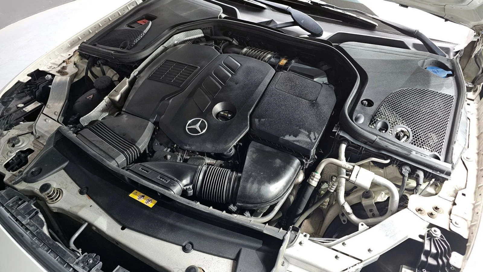 Mercedes-Benz CLS 300 AMG* ПОДГРЕВ* КАМЕРА* ПАМЕТ* BURMESTER* ПАНОРАМА, снимка 6 - Автомобили и джипове - 55566239