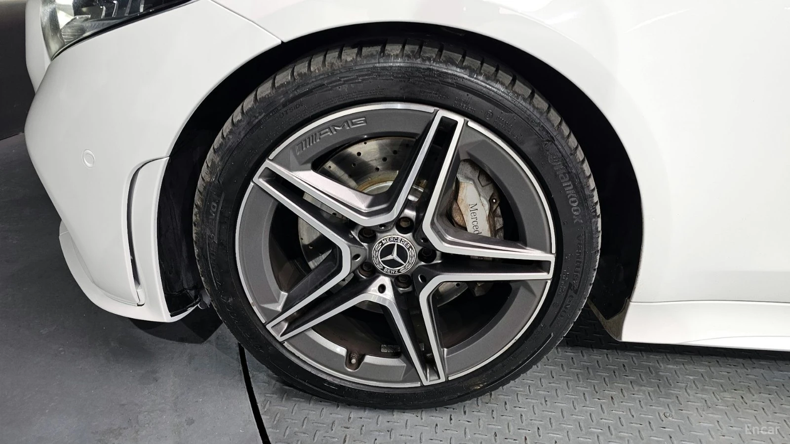 Mercedes-Benz CLS 300 AMG* ПОДГРЕВ* КАМЕРА* ПАМЕТ* BURMESTER* ПАНОРАМА, снимка 5 - Автомобили и джипове - 55566239