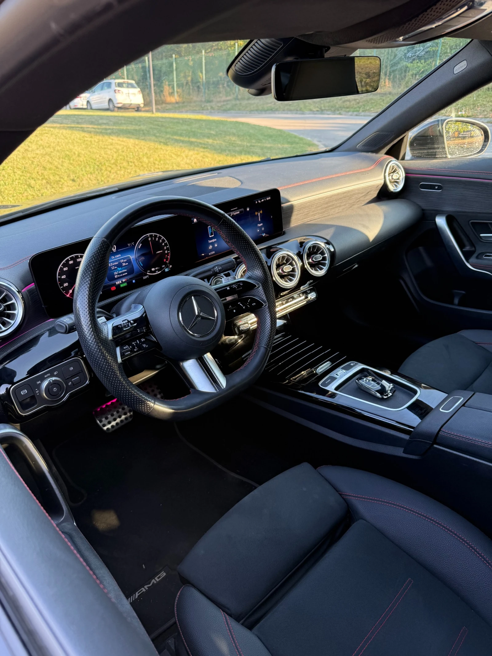 Mercedes-Benz CLA 250, снимка 6 - Автомобили и джипове - 55695630
