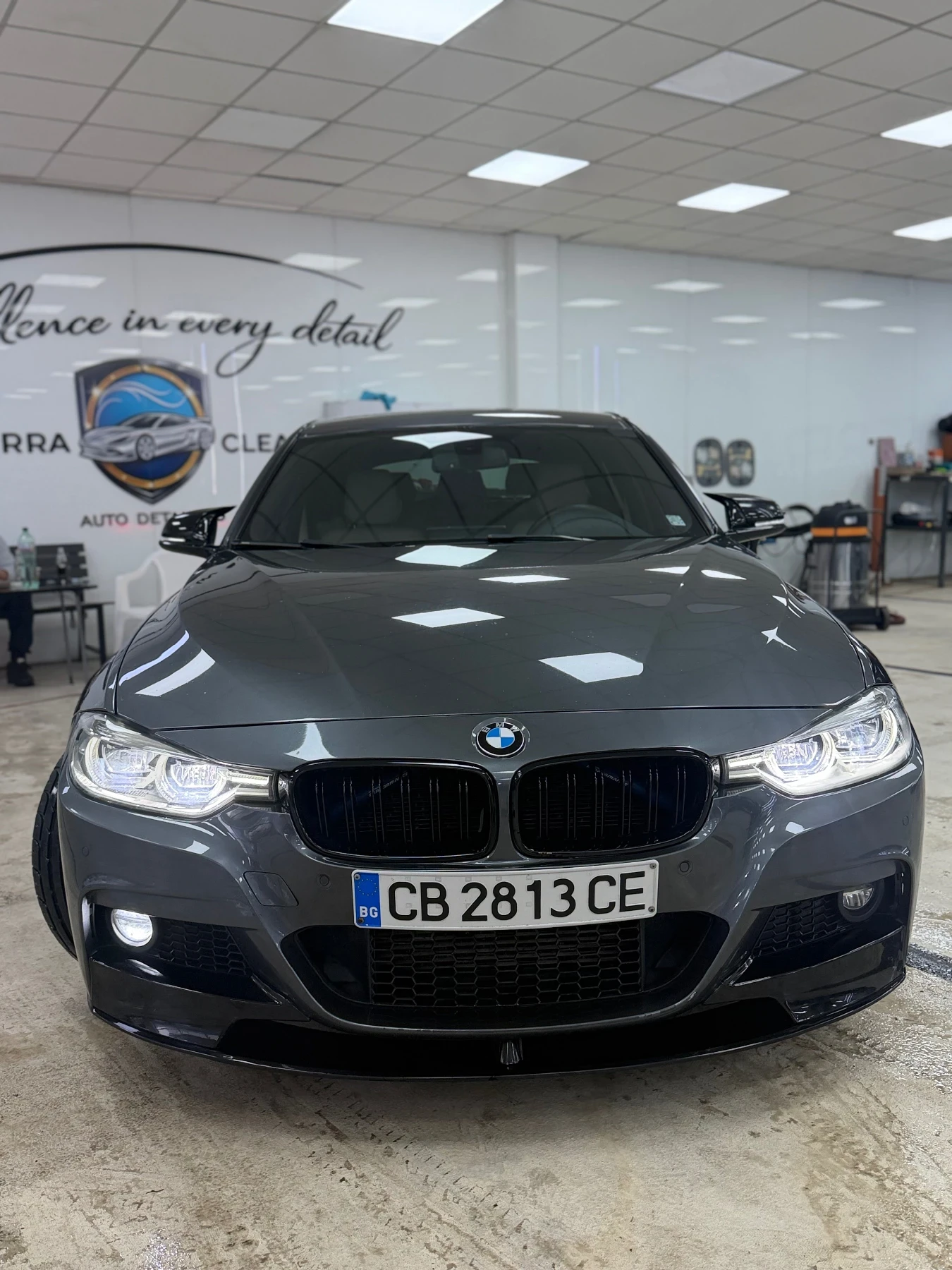 BMW 320 B47 * M-Sport * xDrive* Кожен салон Dakota Oyster*, снимка 4 - Автомобили и джипове - 56238144