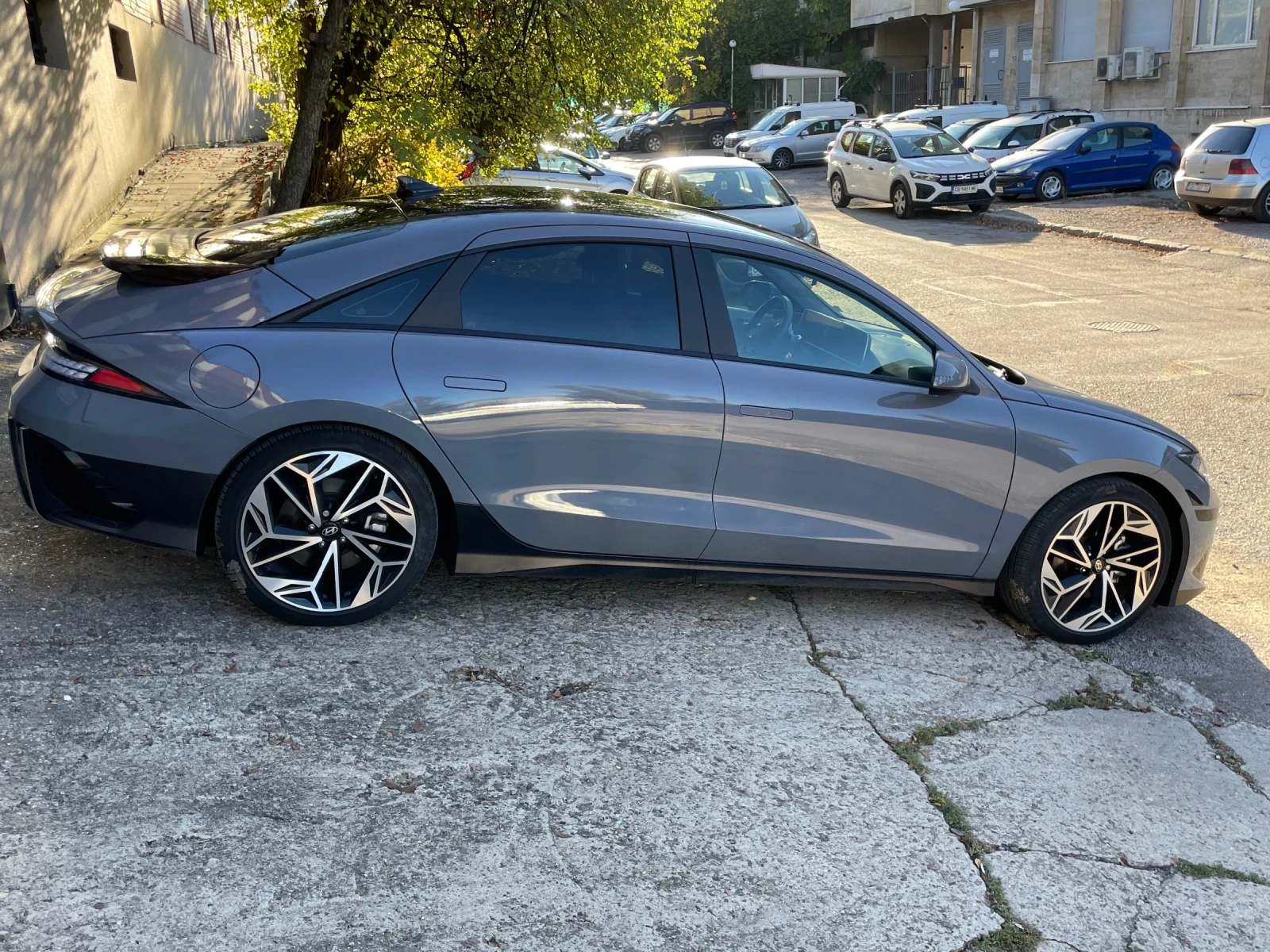 Hyundai Ioniq 6 Long range 77.4 kwh, снимка 3 - Автомобили и джипове - 56662268