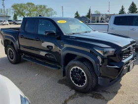 Toyota Tacoma | LIMITED HYBRID CREW CAB SHORT BED | CARFAX | Mobile.bg � ����� ������ 2