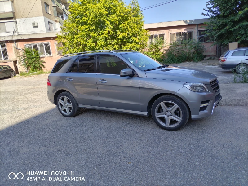 Mercedes-Benz ML 350 bluetec 4matic, снимка 2 - Автомобили и джипове - 47653581