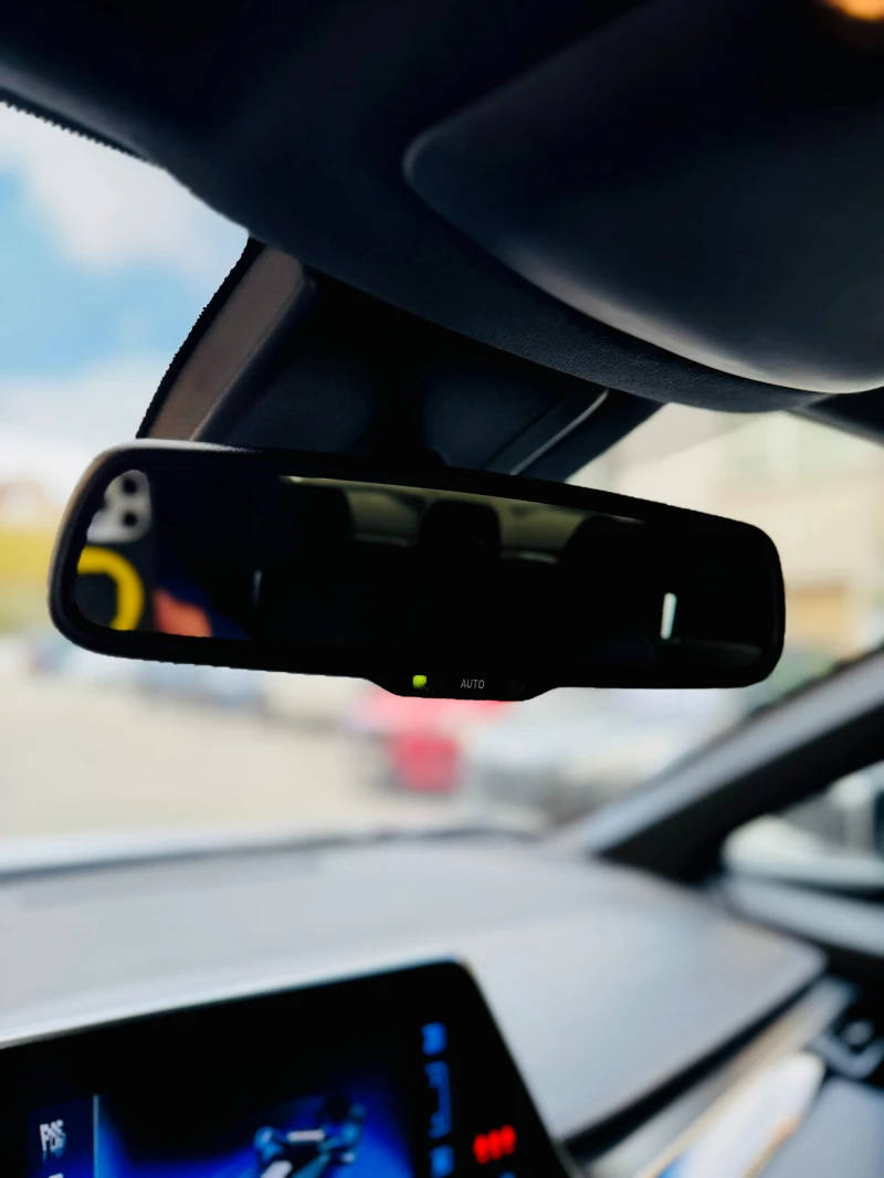 Toyota C-HR 1.8 Hybrid в официална гаранция, снимка 14 - Автомобили и джипове - 52260746