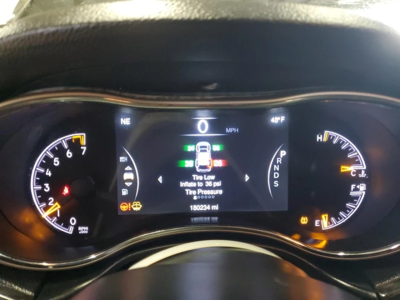 Jeep Grand cherokee, снимка 9 - Автомобили и джипове - 52851971