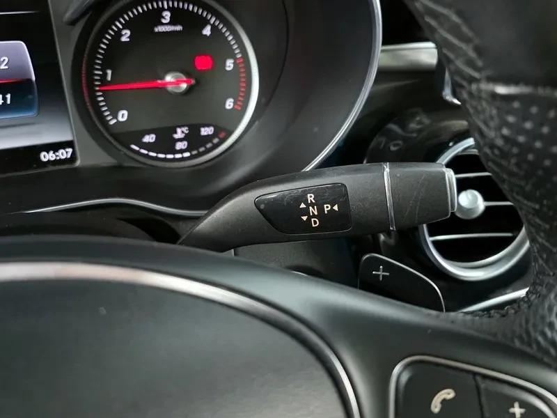 Mercedes-Benz GLC 250 D 4Matic X253, снимка 9 - Автомобили и джипове - 55557272