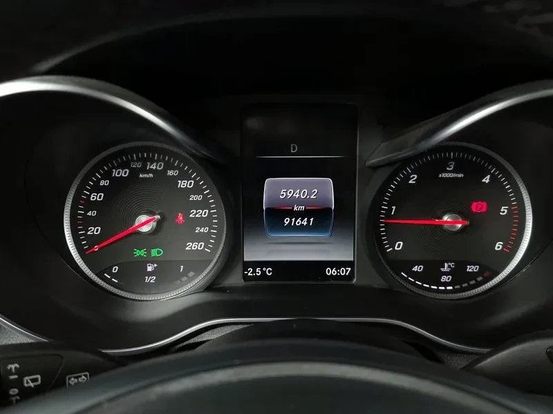 Mercedes-Benz GLC 250 D 4Matic X253, снимка 8 - Автомобили и джипове - 55557272