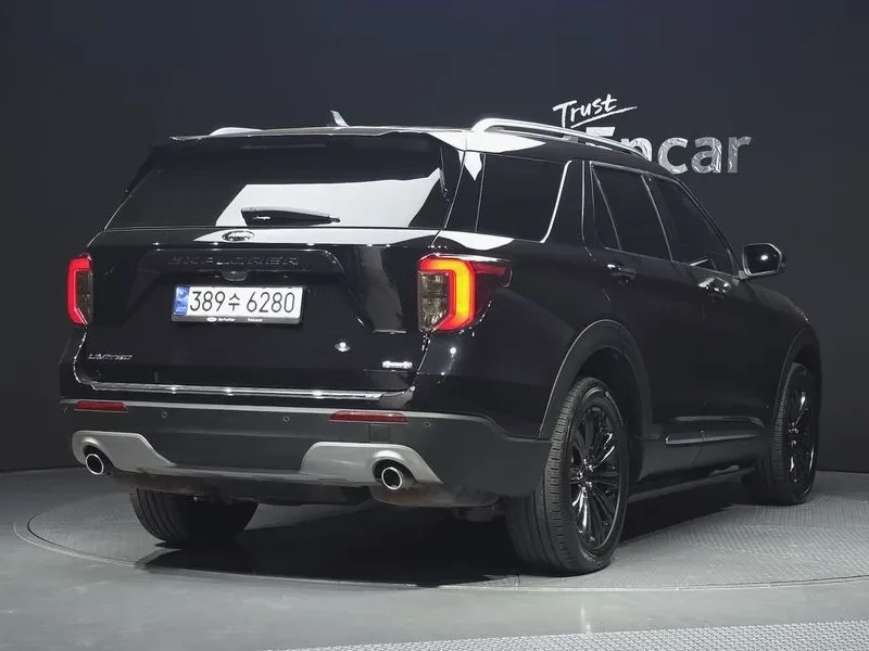 Ford Explorer 3.3 HYBRID, снимка 2 - Автомобили и джипове - 55703045