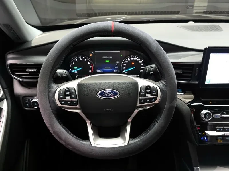 Ford Explorer 3.3 HYBRID, снимка 13 - Автомобили и джипове - 55703045