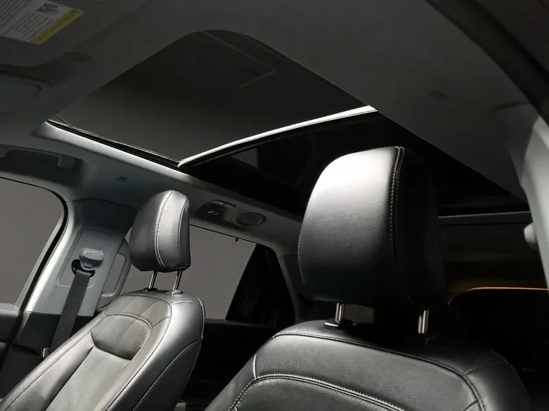 Ford Explorer 3.3 HYBRID, снимка 17 - Автомобили и джипове - 55703045