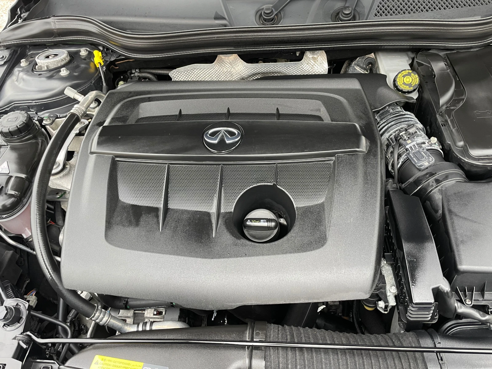 Infiniti Q30 1.5D-LUXURY-KAMERA-ITALIA | Mobile.bg — изображение 13